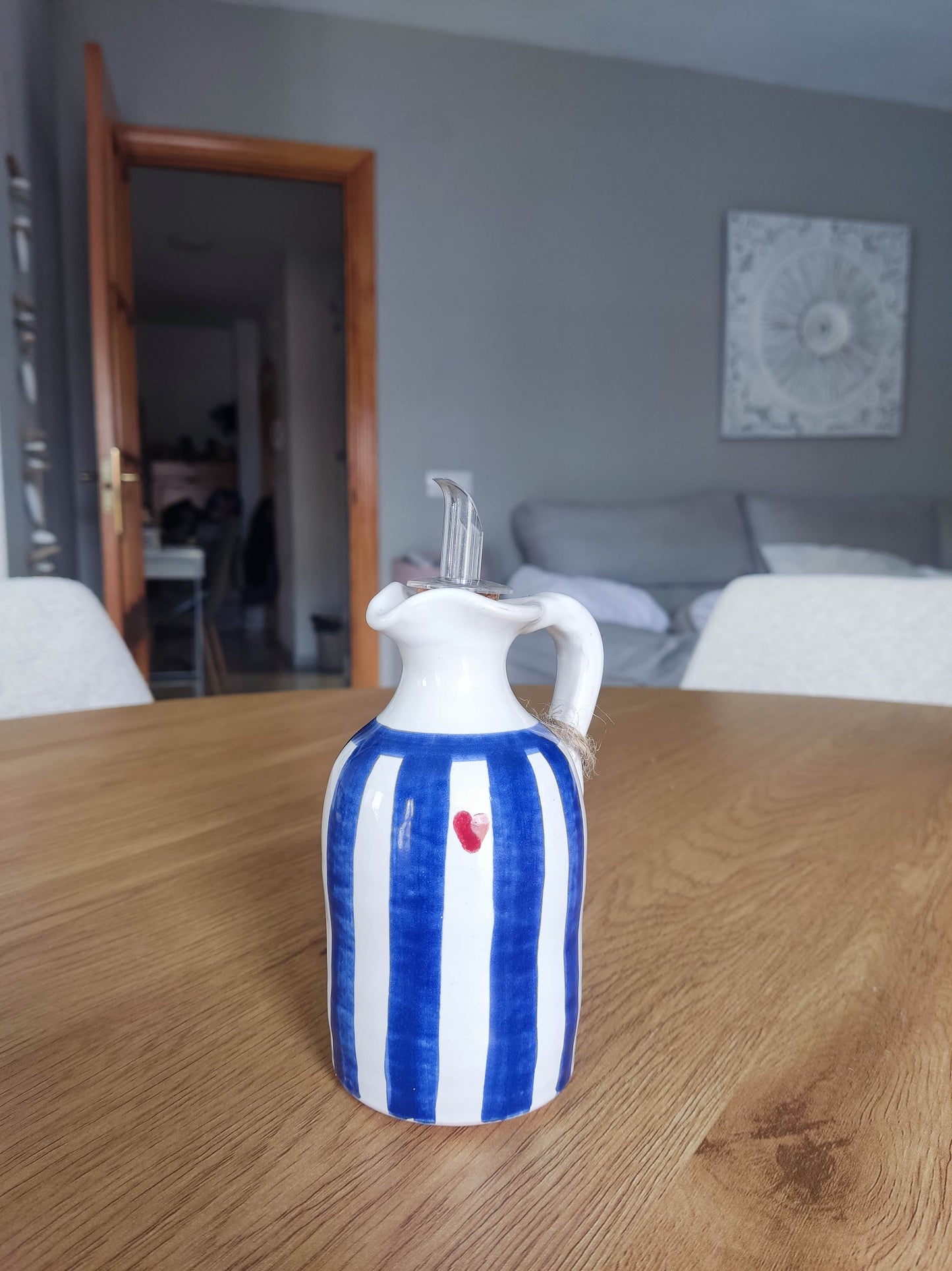 Aceitera de Cerámica Artesanal Pintada a Mano – Hecha en España | Varios Tamaños